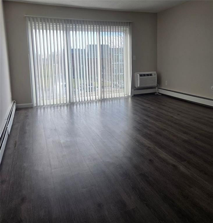 3 Admiralty Dr Apt 3-10 #3-10 - Photo 5 of 13