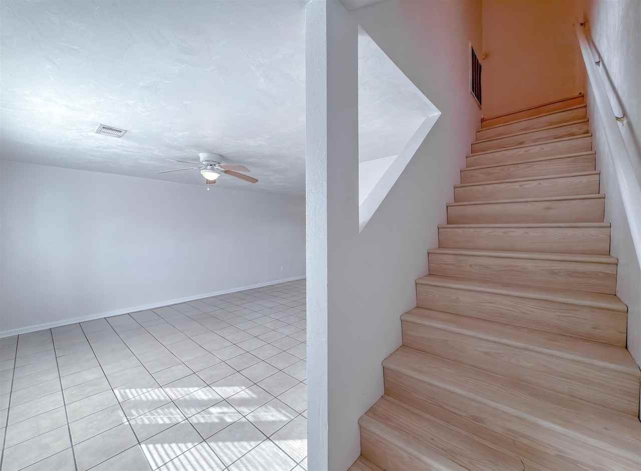 1340 Hancock St Apt B #B - Photo 7 of 49