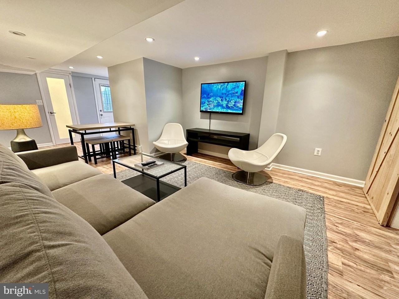 4509 15th St Nw Apt B #B - Photo 6 of 24