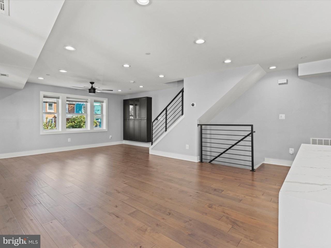 1267 Penn St Ne Unit B #B - Photo 3 of 18