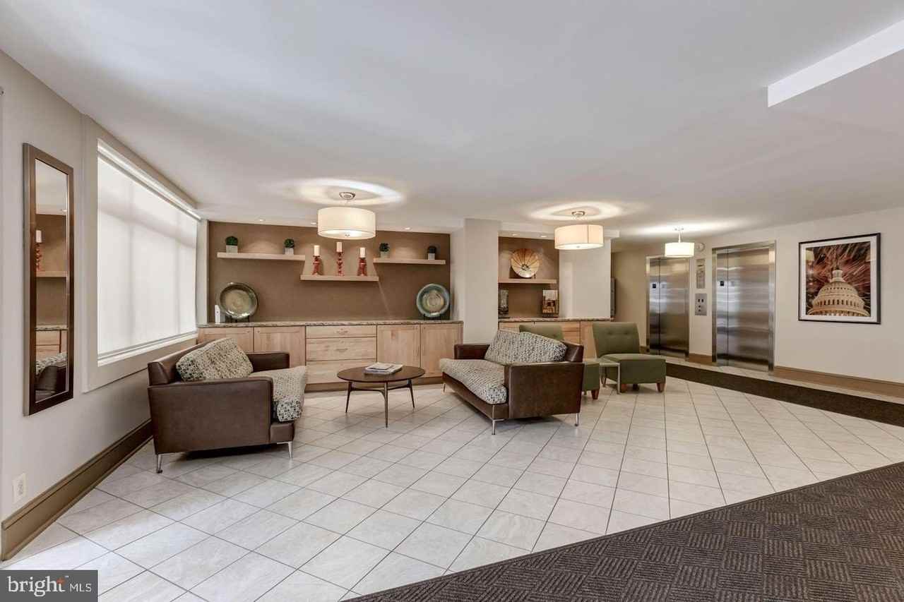 2401 H St Nw Apt 307 #307 - Photo 2 of 23