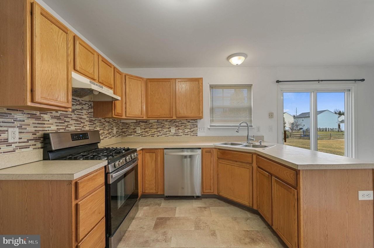 175 Alton Ave - Photo 5 of 17