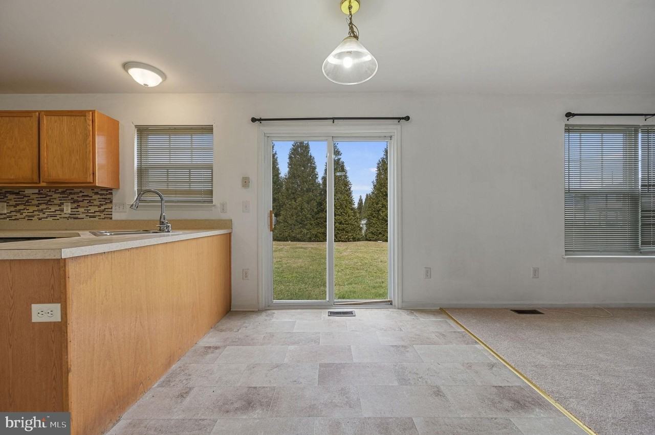 175 Alton Ave - Photo 6 of 17