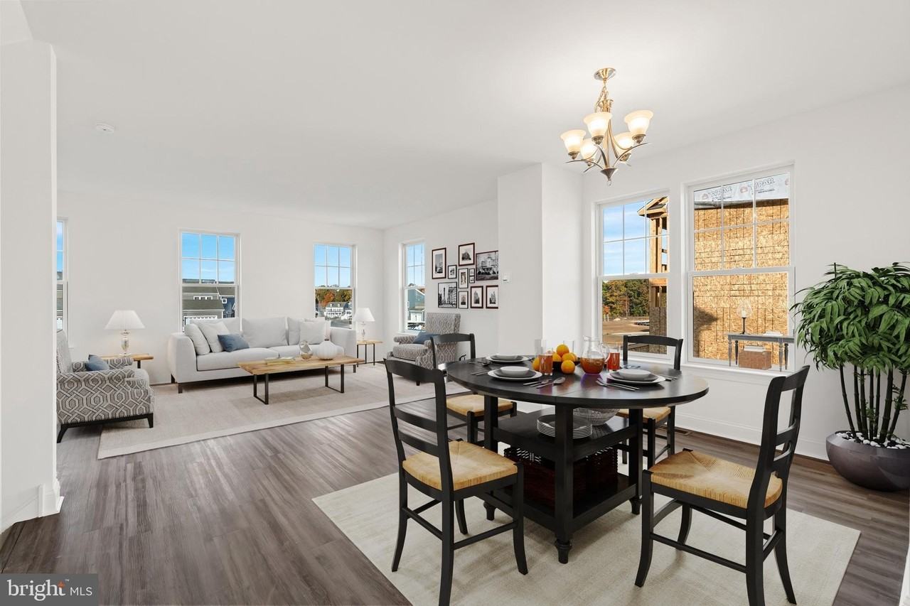 1533 Schwinn St - Photo 7 of 23