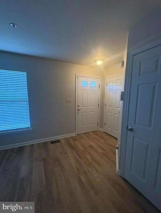 225 Foxmanor Ln - Photo 2 of 19