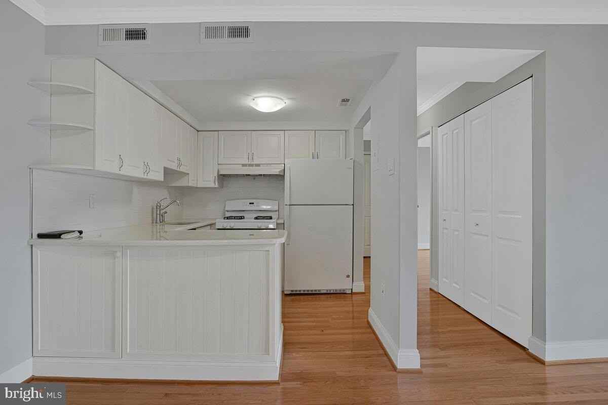 2572 Riva Rd Unit 18b #18B - Photo 2 of 23