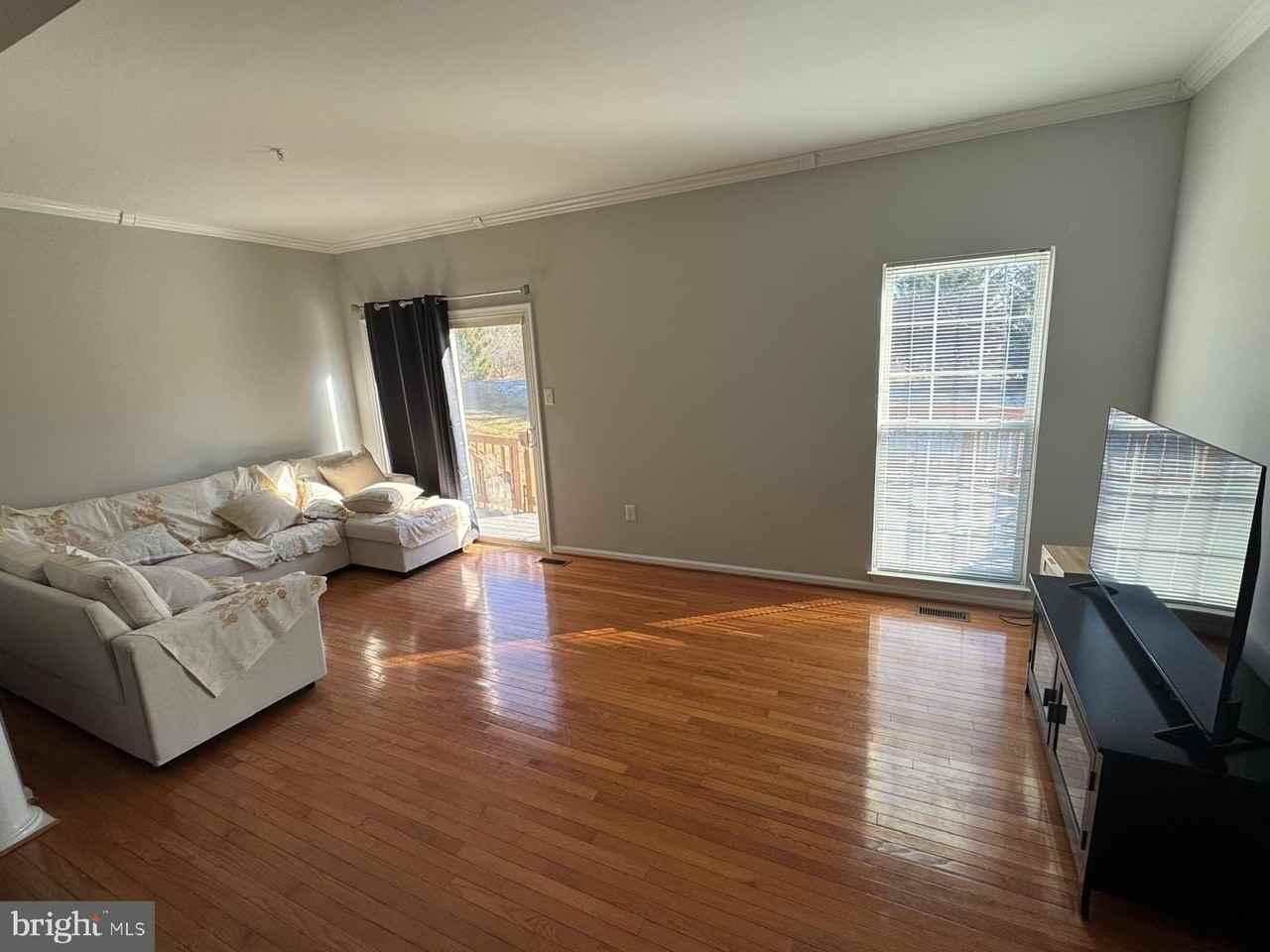 5992 Autumn Spell - Photo 2 of 15