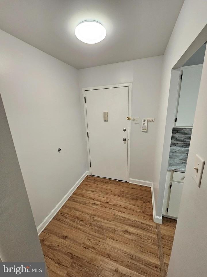 19419 Brassie Pl Apt 301 #301 - Photo 2 of 25