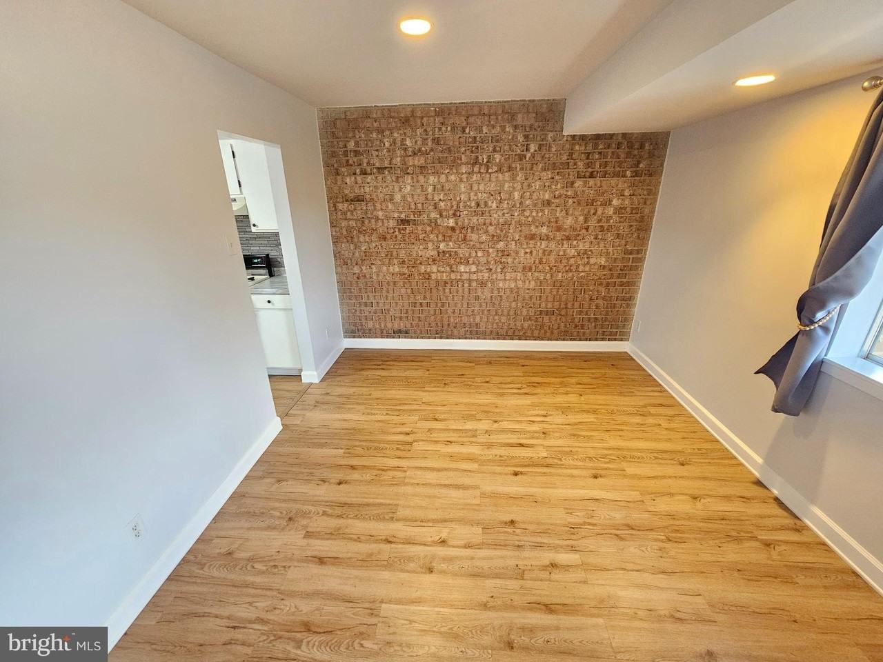 19419 Brassie Pl Apt 301 #301 - Photo 5 of 25