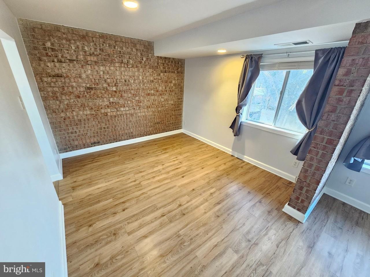 19419 Brassie Pl Apt 301 #301 - Photo 6 of 25