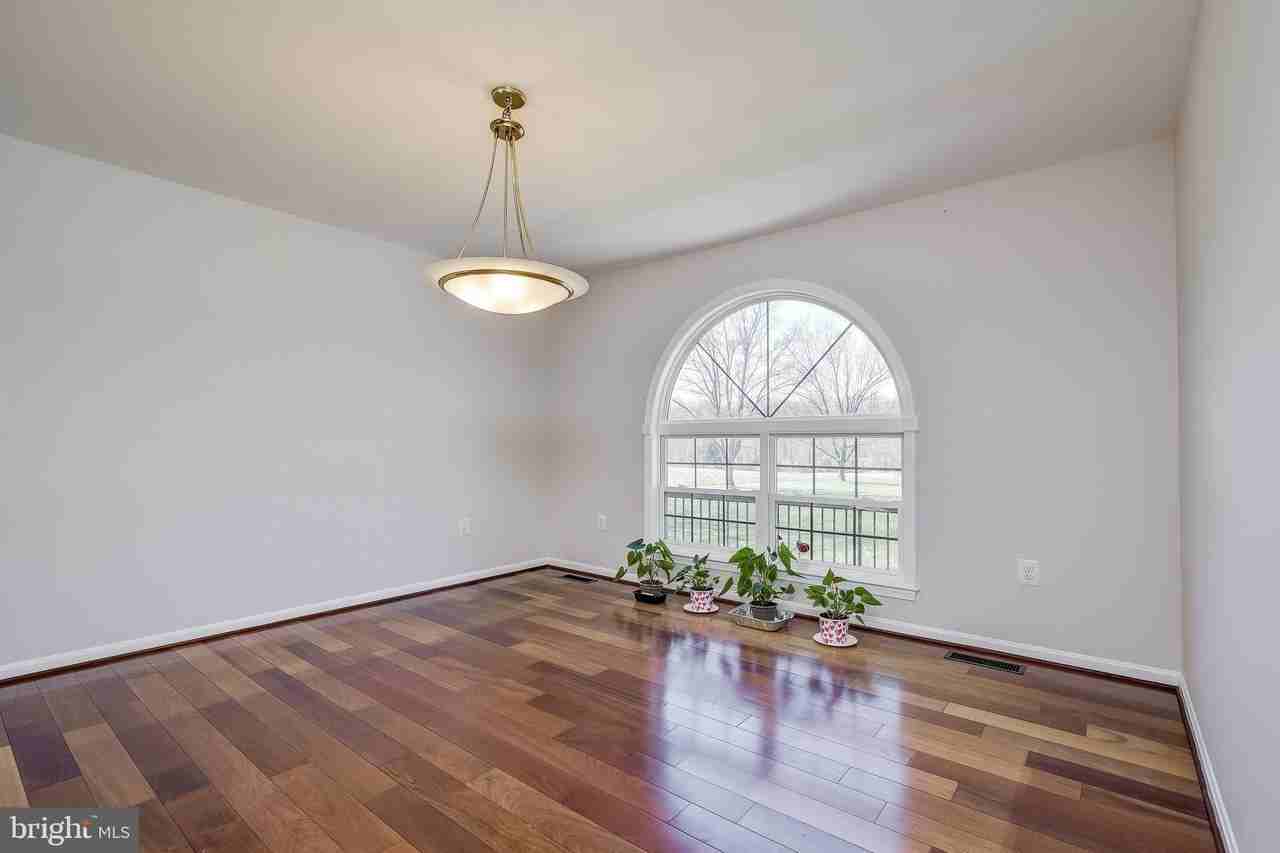 19900 Belle Chase Dr - Photo 7 of 39