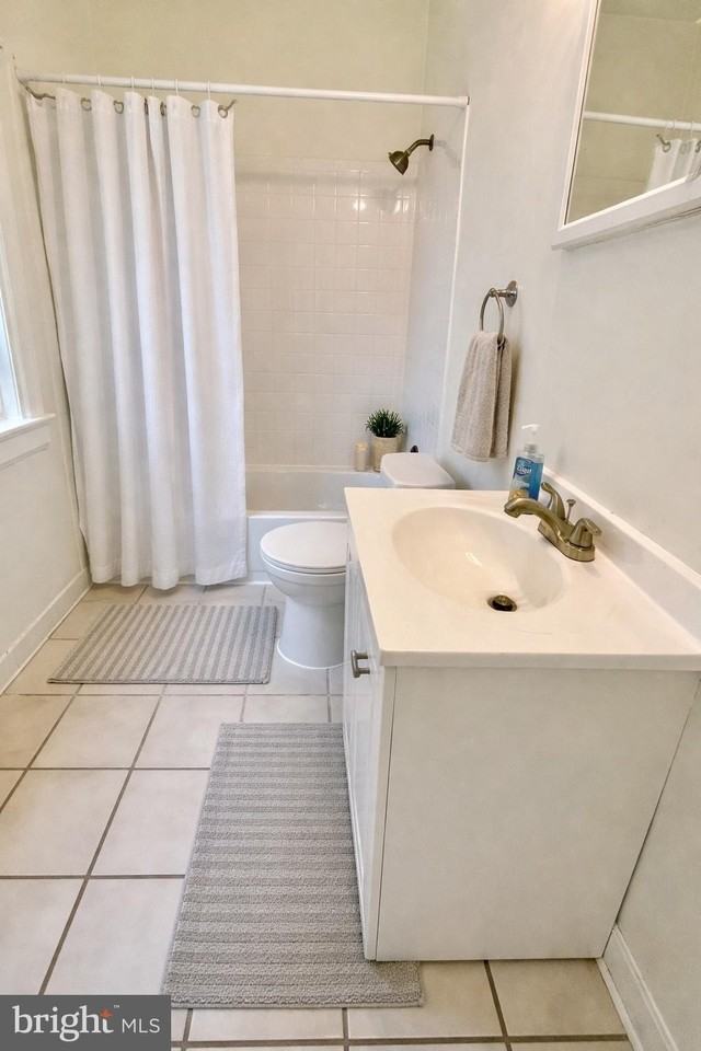 7347 Wisconsin Ave Apt 303 #303 - Photo 5 of 20