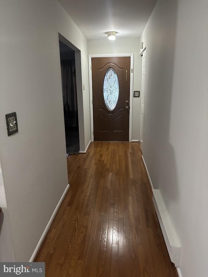 30 Chesterfield Ct - Photo 4 of 19