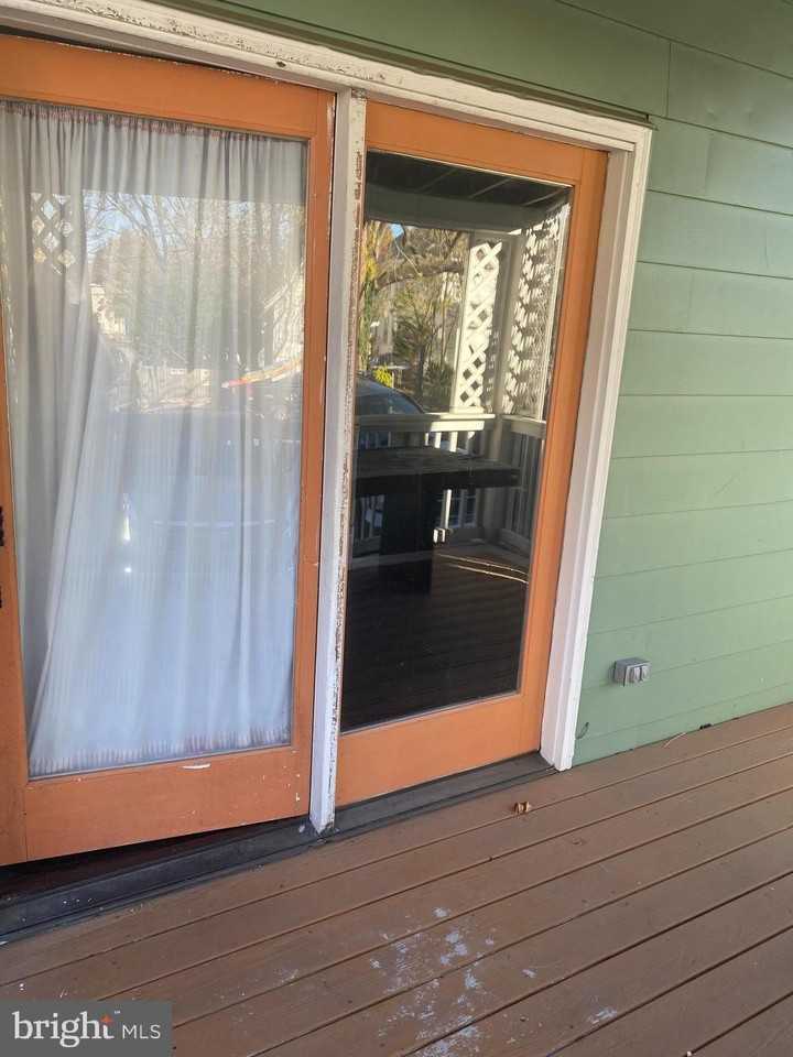 204 W Main St 1st Fl #1stFL - Photo 5 of 14