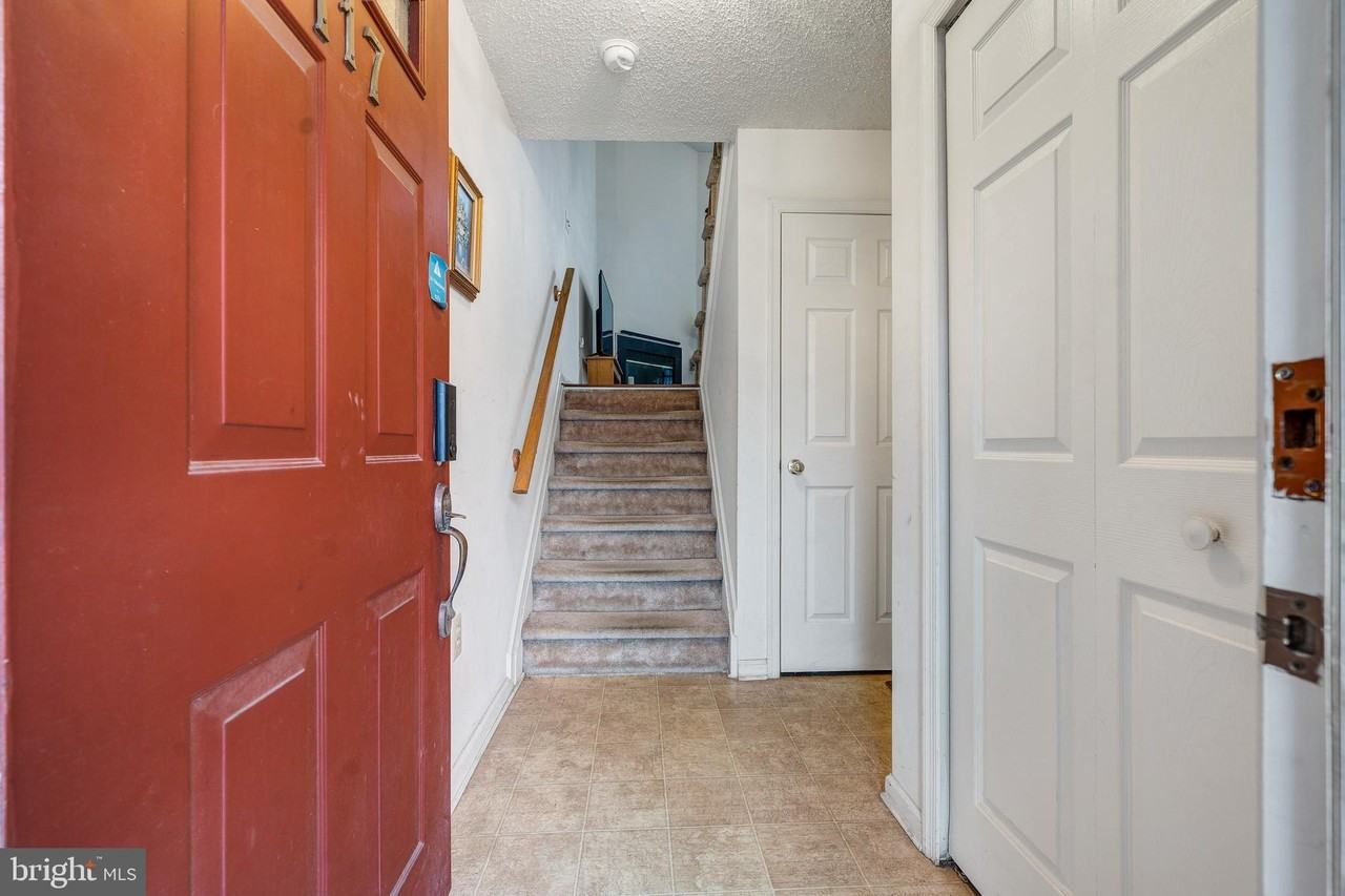 117 N Barrow Pl - Photo 5 of 28