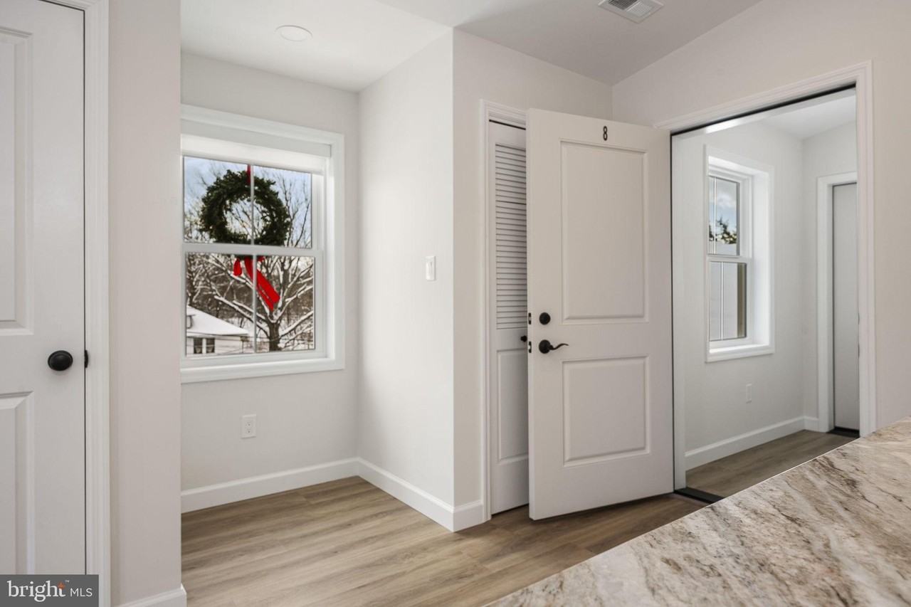 2185 Kimberton Rd - Photo 4 of 34