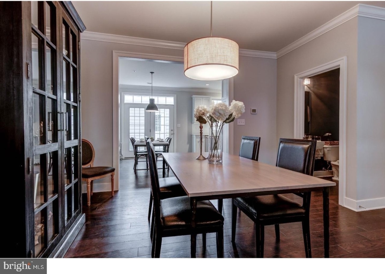 602 D St - Photo 7 of 23