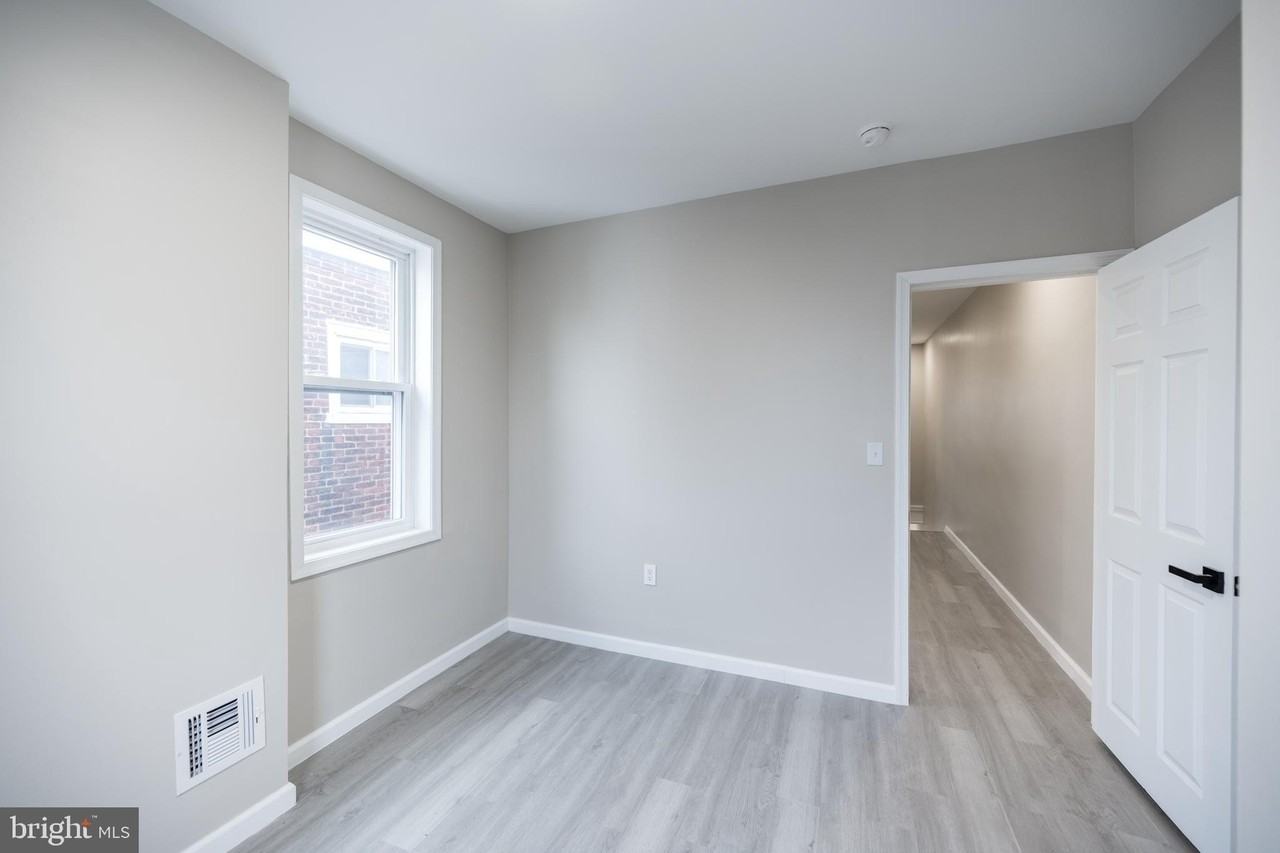 2265 E Clearfield St - Photo 3 of 27