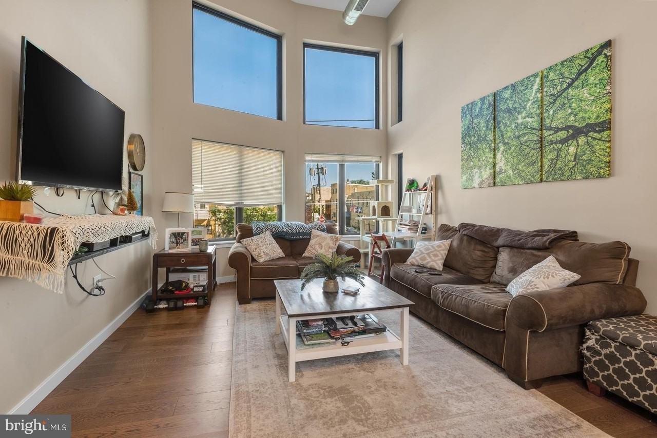 1142 Crease St Apt 2l #2L - Photo 5 of 17