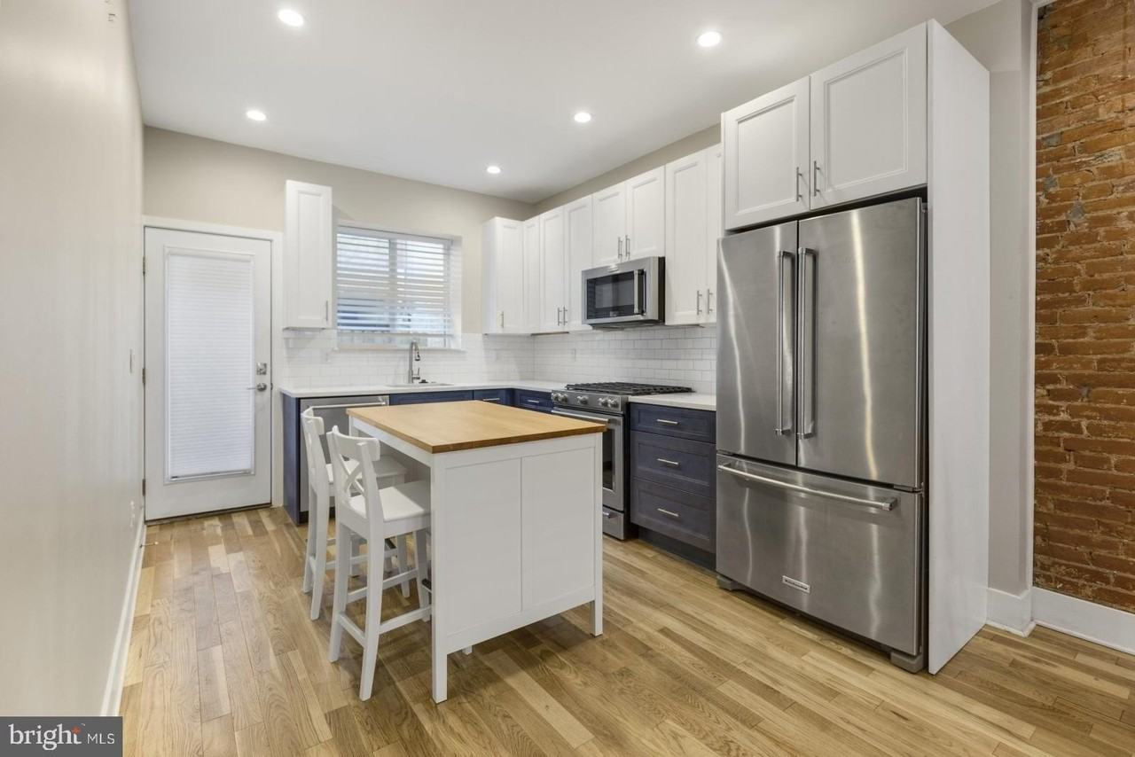 912 Ellsworth St - Photo 5 of 41