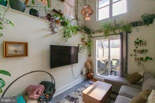 1814 Christian St Apt 1 #1 - Photo 1 of 1