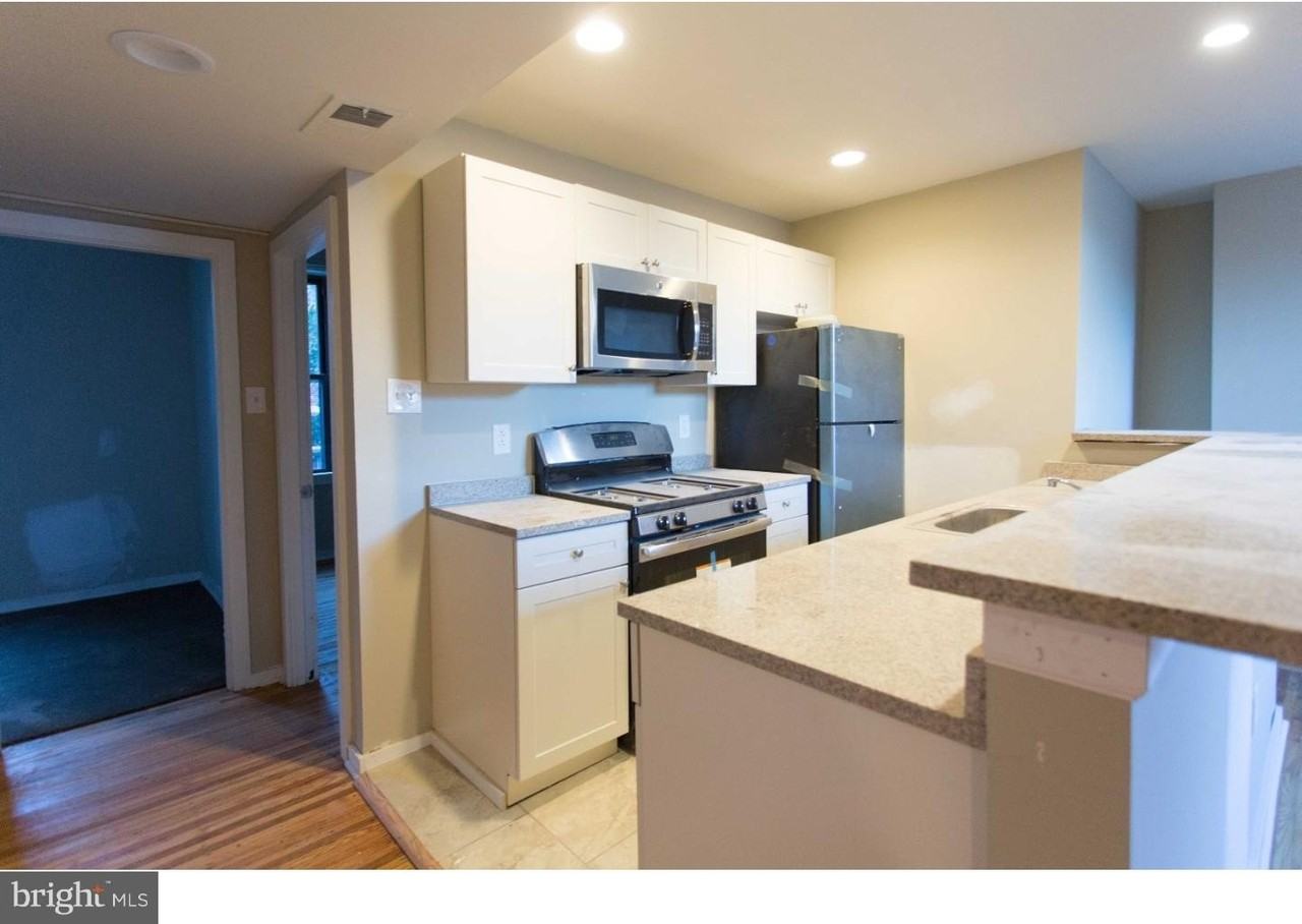 413 S 11th St Apt 2 #2 - Photo 2 of 23