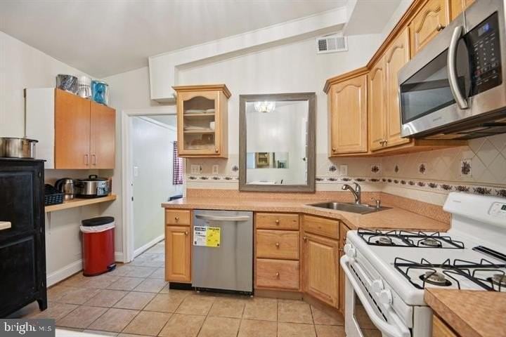 3705 S Four Mile Run Dr - Photo 5 of 16