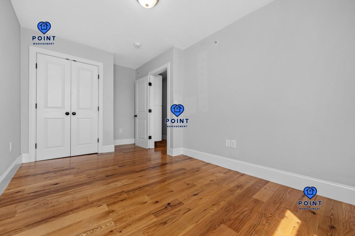 149 Bremen St #1 - Photo 5 of 7