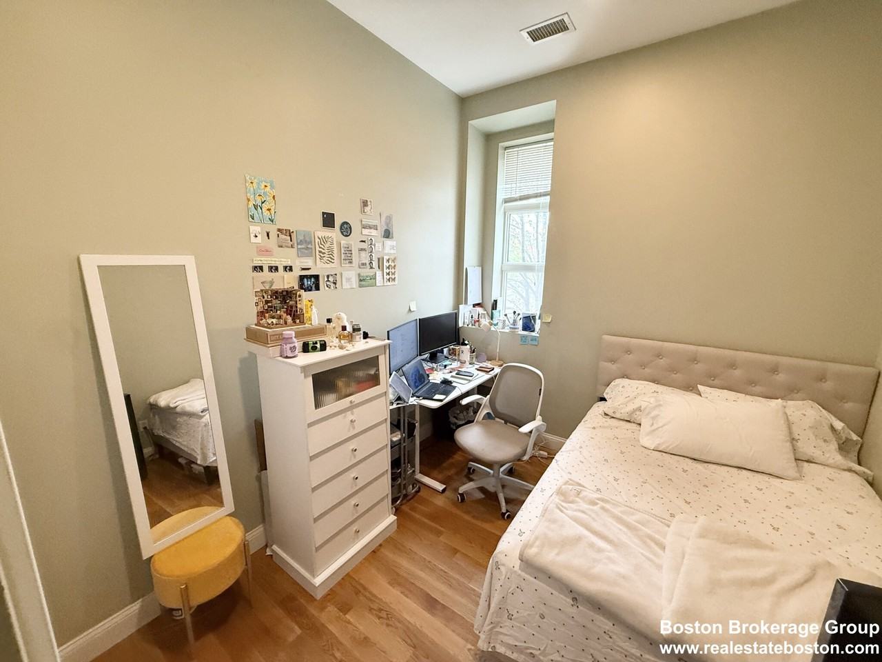 409 Dudley St #4 - Photo 5 of 11