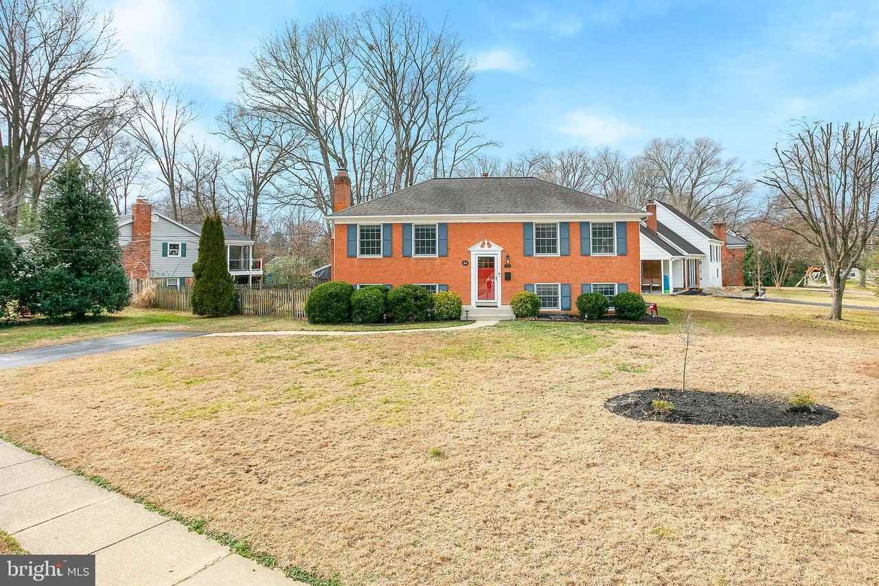 8300 Midwood St - Photo 2 of 37