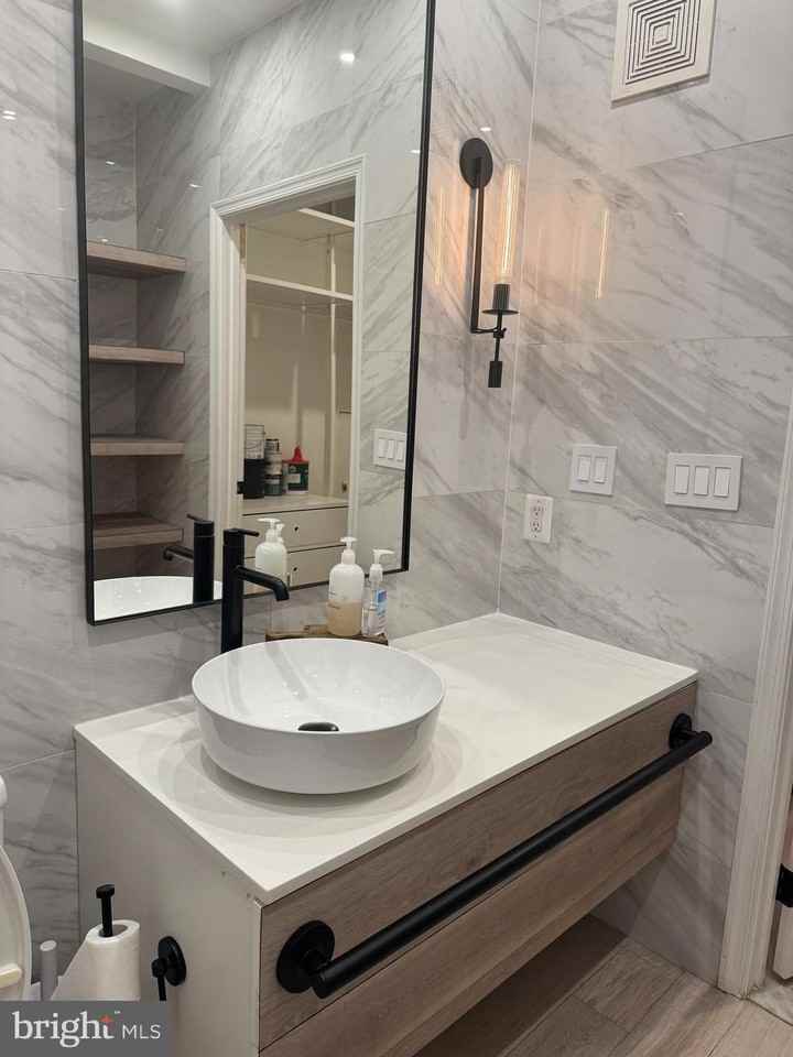 2665 Prosperity Ave Apt 434 #434 - Photo 7 of 15