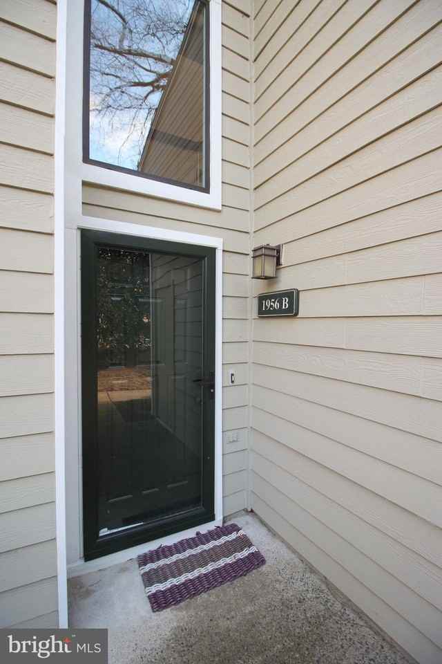 1956 Villaridge Dr Unit 1956b #1956B - Photo 2 of 24