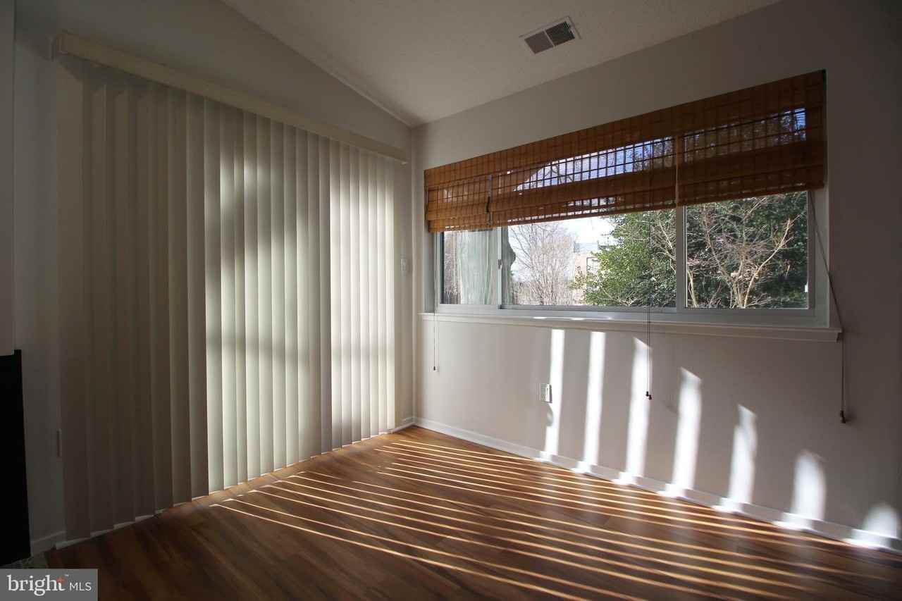 1956 Villaridge Dr Unit 1956b #1956B - Photo 7 of 24