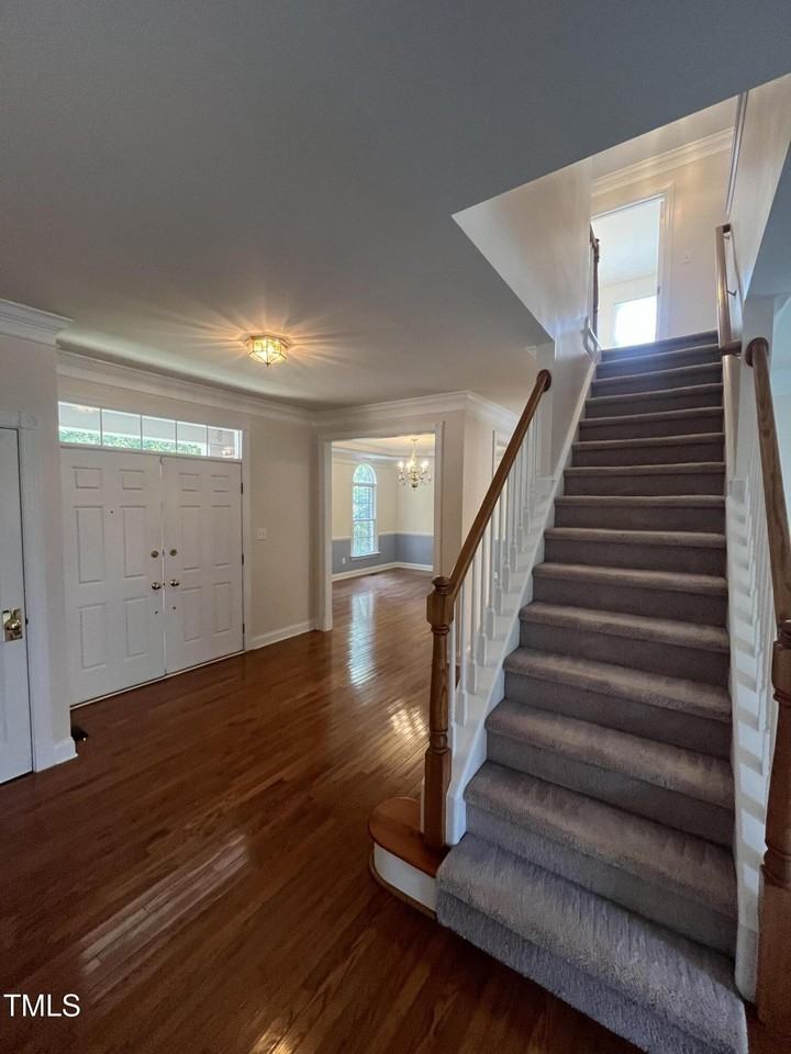 9313 Palm Bay Cir - Photo 4 of 35