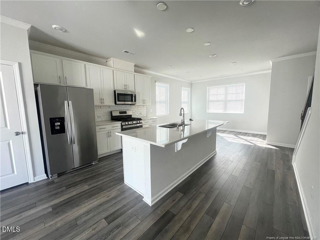 4923 Southern Magnolia Dr - Photo 2 of 18