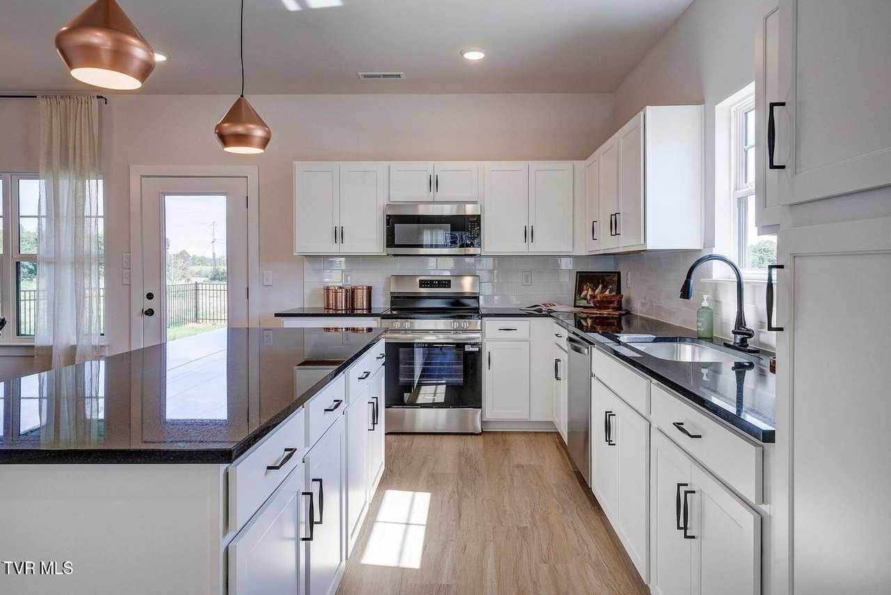 4165 Gambrel Oaks Street - Photo 6 of 16