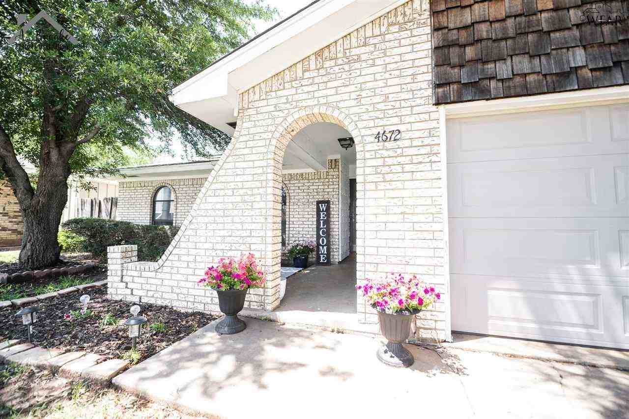 4672 Rainbow Dr - Photo 4 of 30