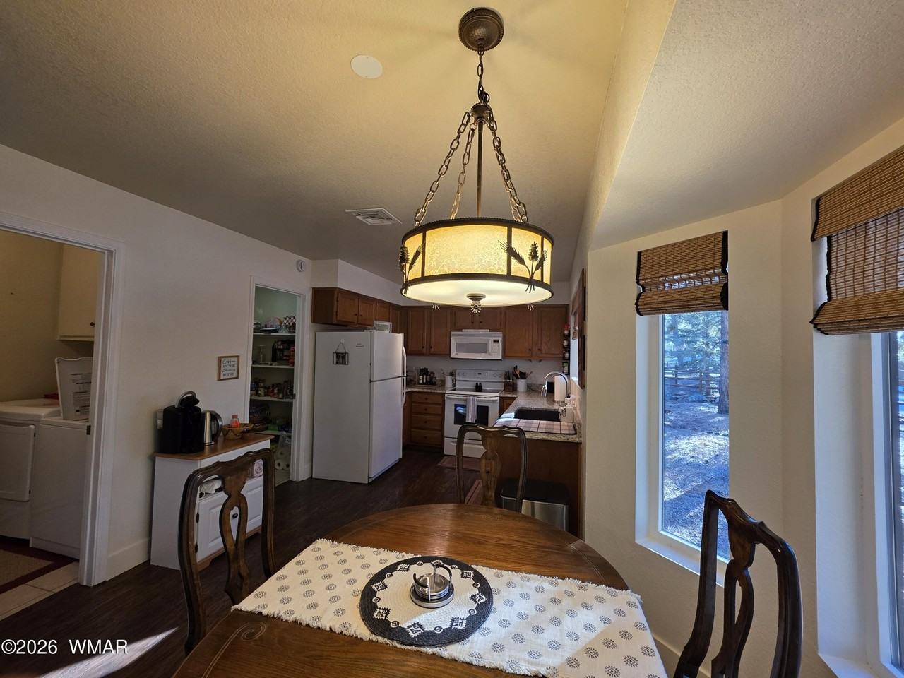 7507 Tall Pine Dr - Photo 6 of 32