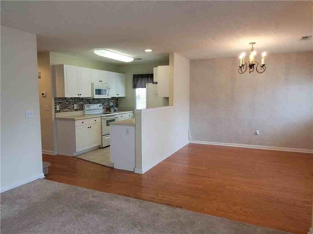 123 Perkins Pl - Photo 5 of 20