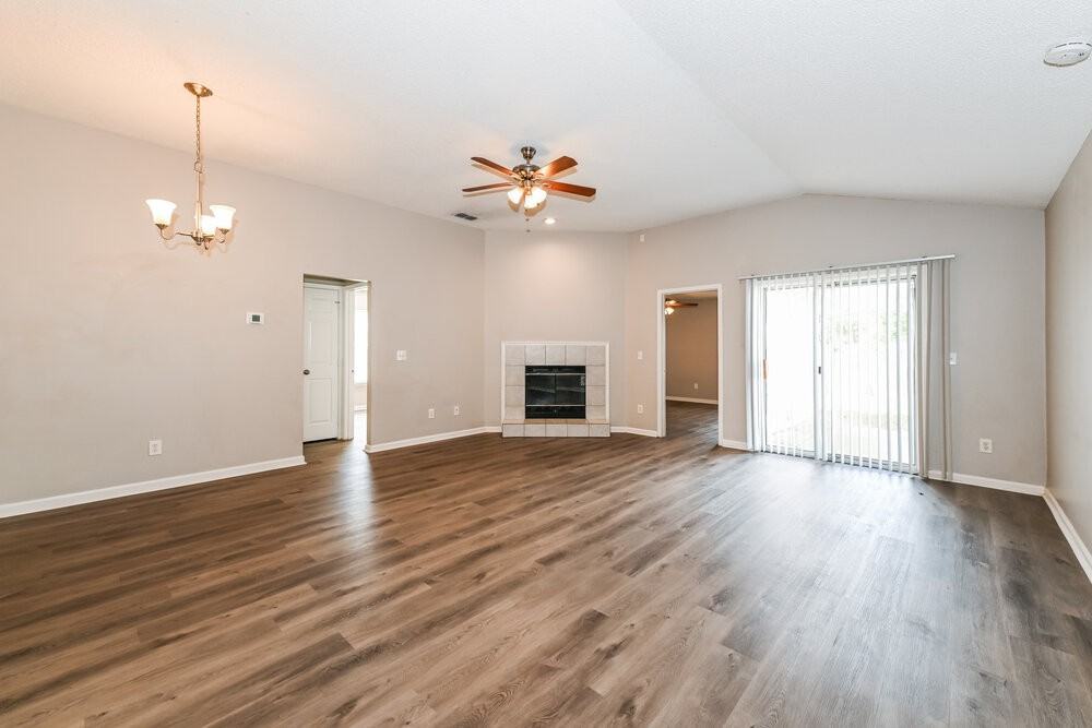 3578 Caroline Vale Blvd - Photo 3 of 16