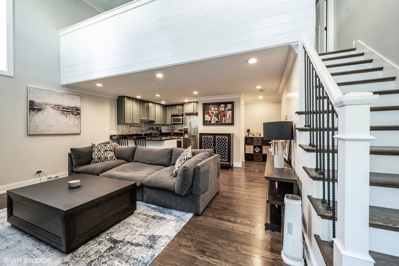 2350 N Kedzie Blvd Unit F #F - Photo 2 of 20