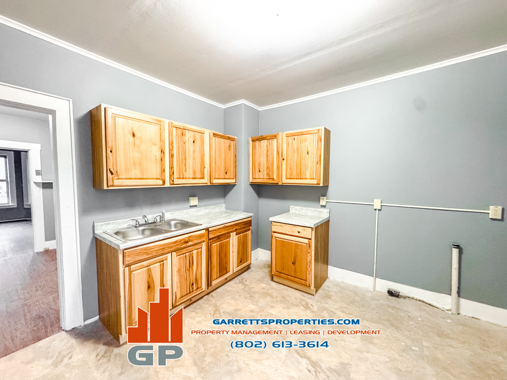 23 Brook St #3 - Photo 5 of 9