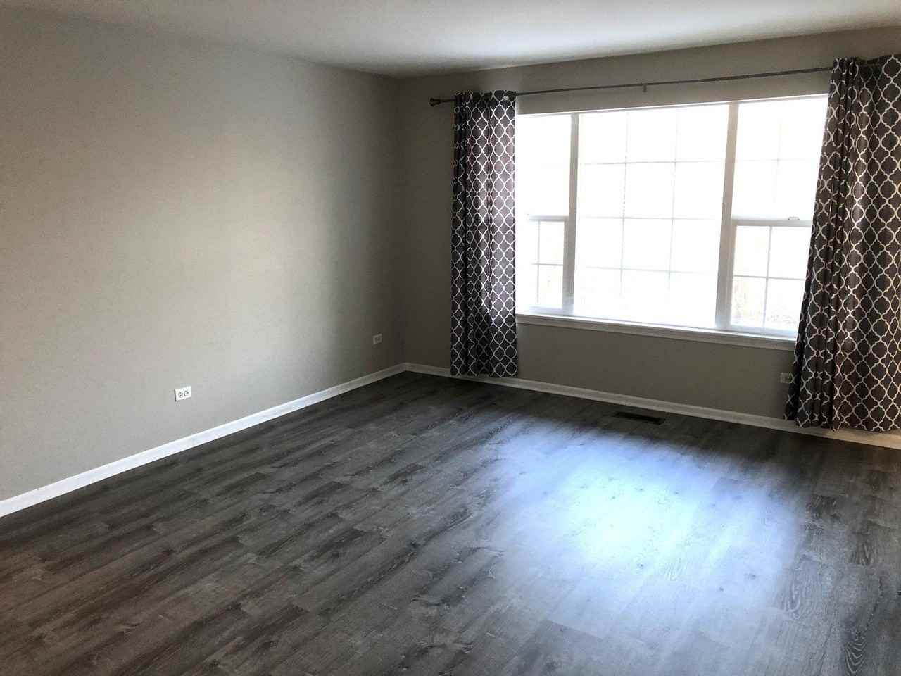 928 N Village Dr Unit 1 #1 - Photo 2 of 13