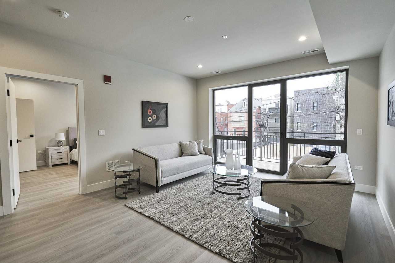 503 E Pershing Rd Unit 401 #401 - Photo 7 of 29