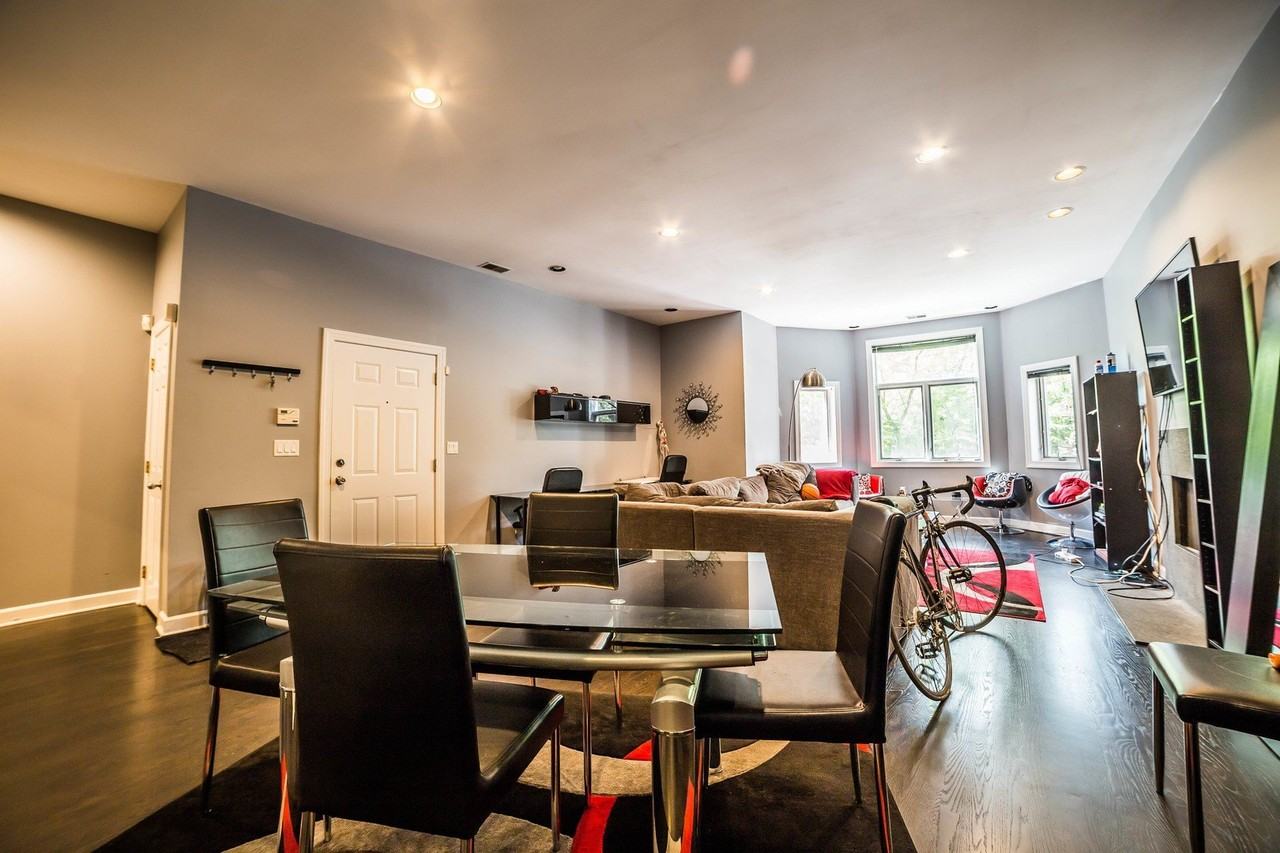 2629 N Ashland Ave Apt 2a #2A - Photo 5 of 19