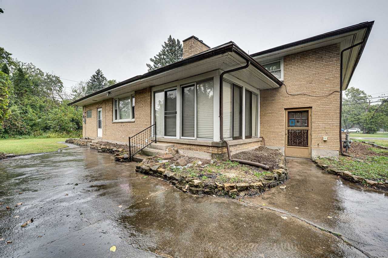 3235 W 157th St - Photo 2 of 21