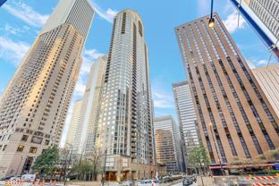 222 N Columbus Dr Apt 611 #611 - Photo 1 of 1