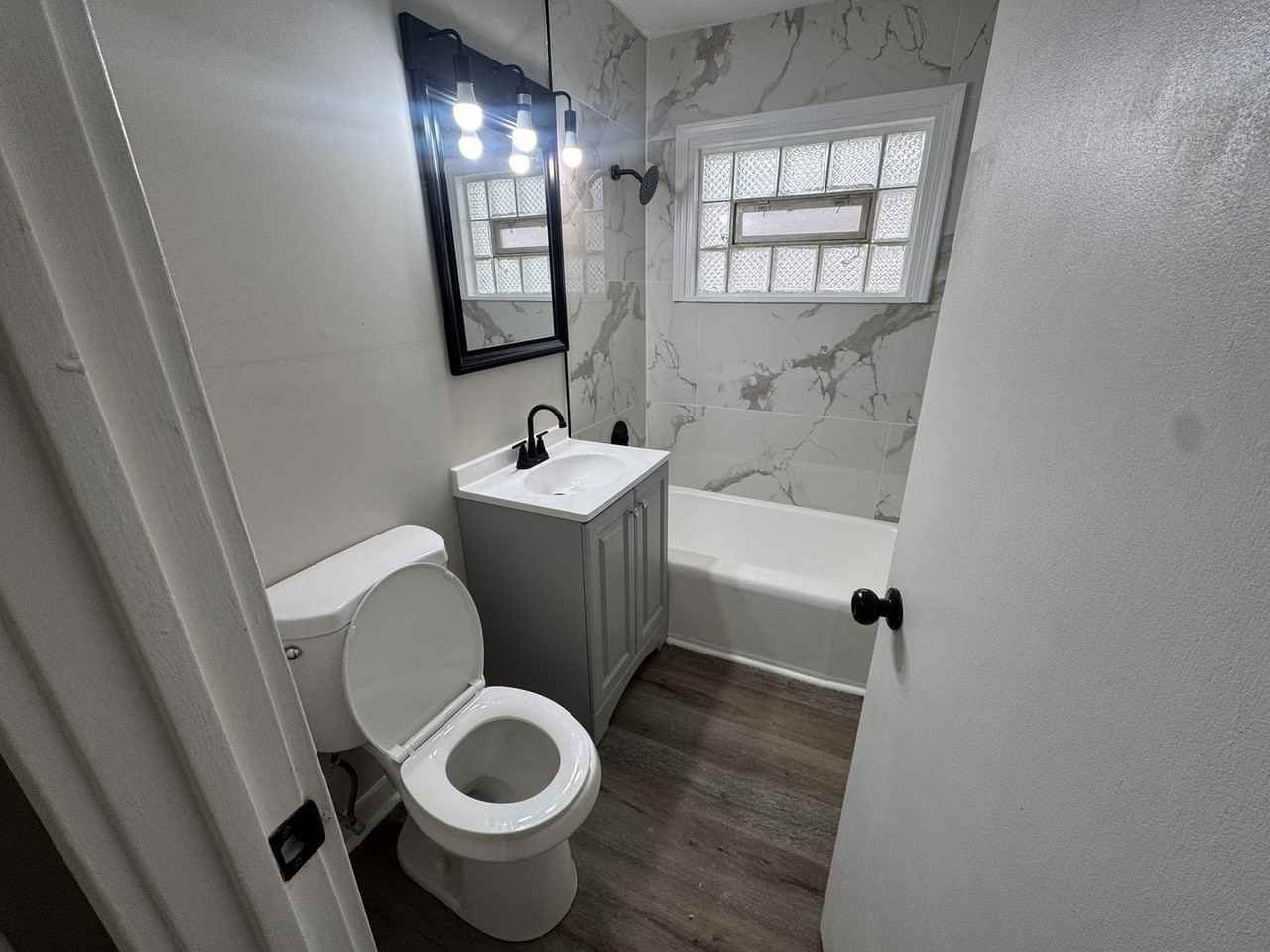 15408 Dobson Ave - Photo 4 of 4