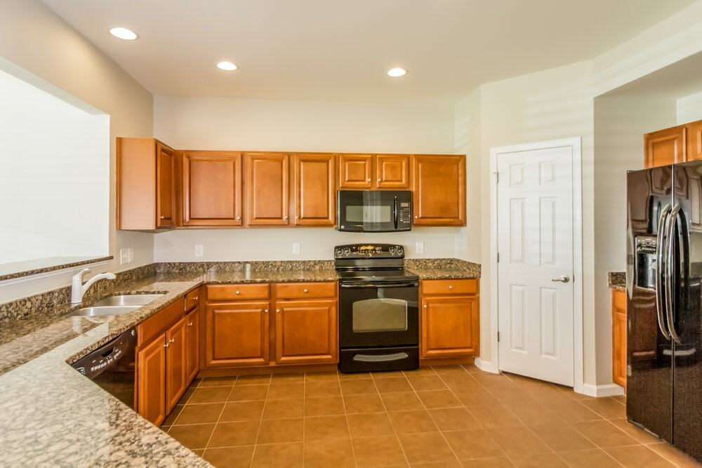 3013 Haviland Way - Photo 4 of 15