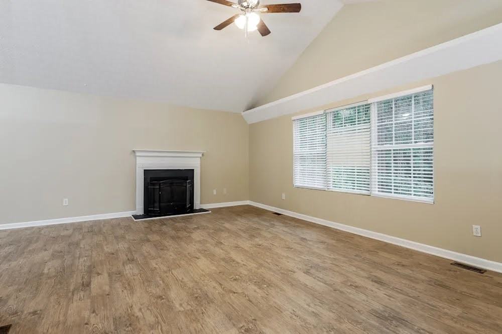 306 Cedar Lane - Photo 4 of 5